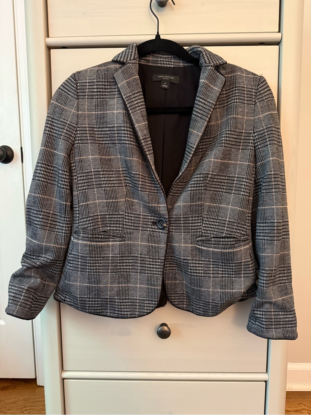 Ann Taylor Black and Gray Plaid Single-Button Blazer